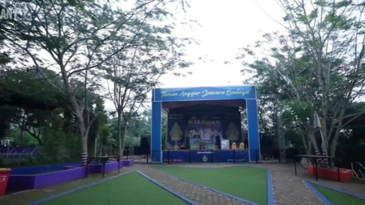 Potret tempat wisata Taman Anggur milik komedian Sule.