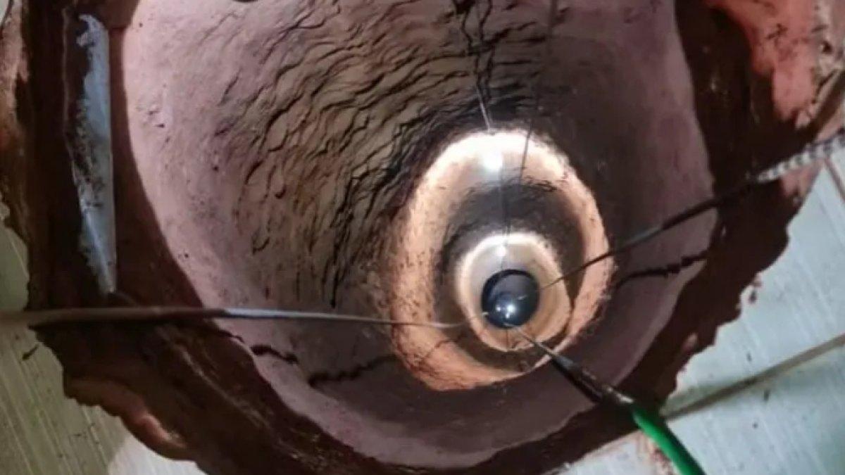 Pria di Brasil jatuh ke dalam lubang sedalam 40 meter yang dia gali di rumahnya untuk mencari harta karun.
