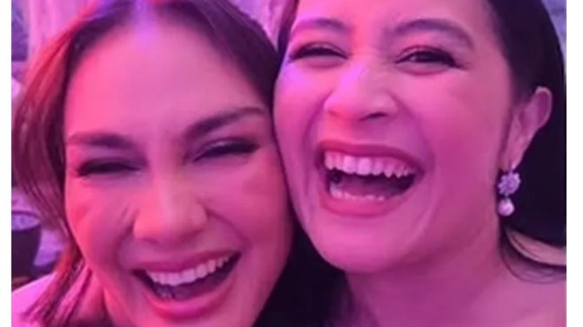 PRILLY LATUCONSINA HADIRI PERNIKAHAN MANTAN - Prilly dan Omara terlihat menikmati waktu mereka di acara yang penuh kehangatan itu.