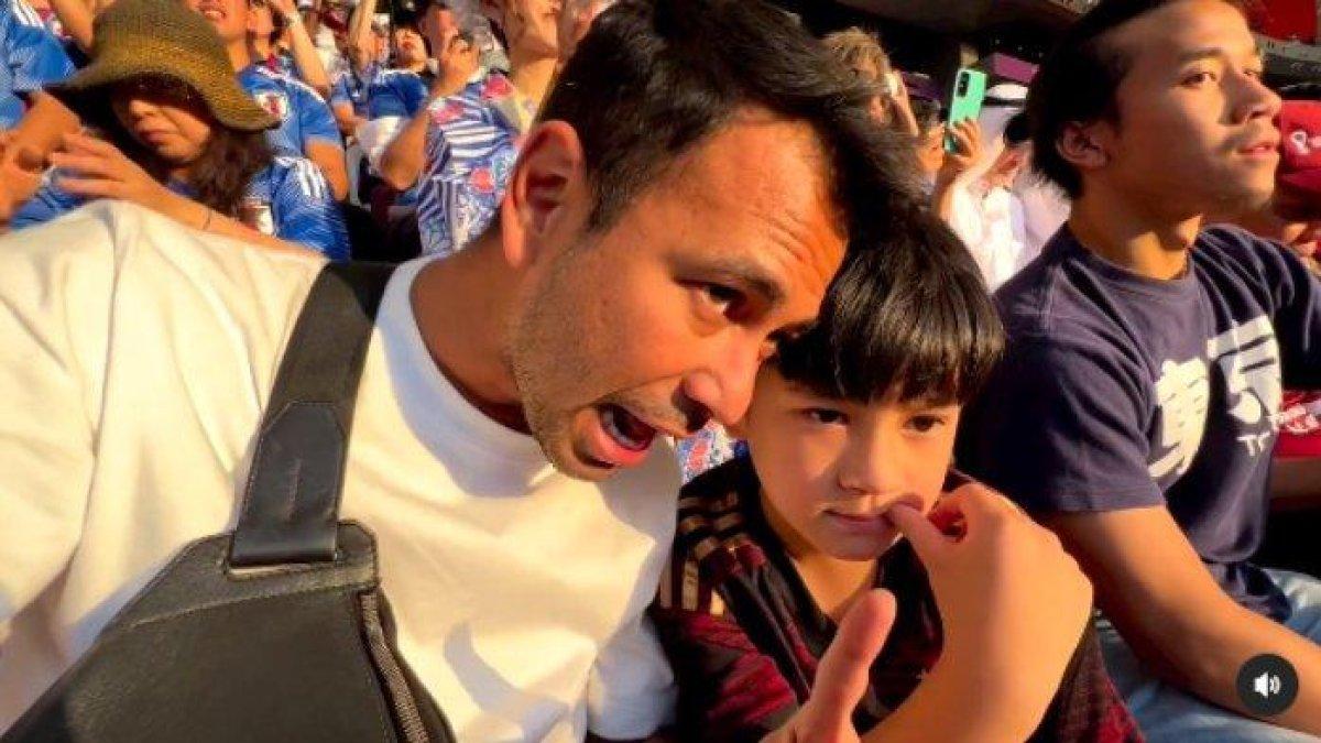 Raffi Ahmad dan Rafathar bersama