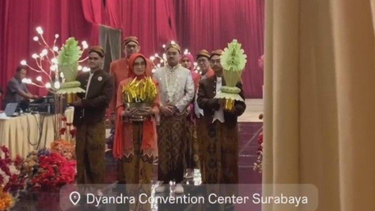 Resepsi pernikahan anak Cak Lontong digelar di Surabaya