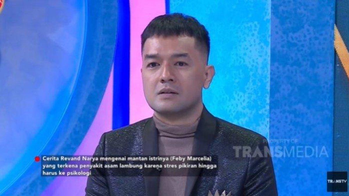 Revand Narya membeberkan penyebab perceraiannya dengan Faby Marcelia, sebut karena dirinya terlalu cuek.