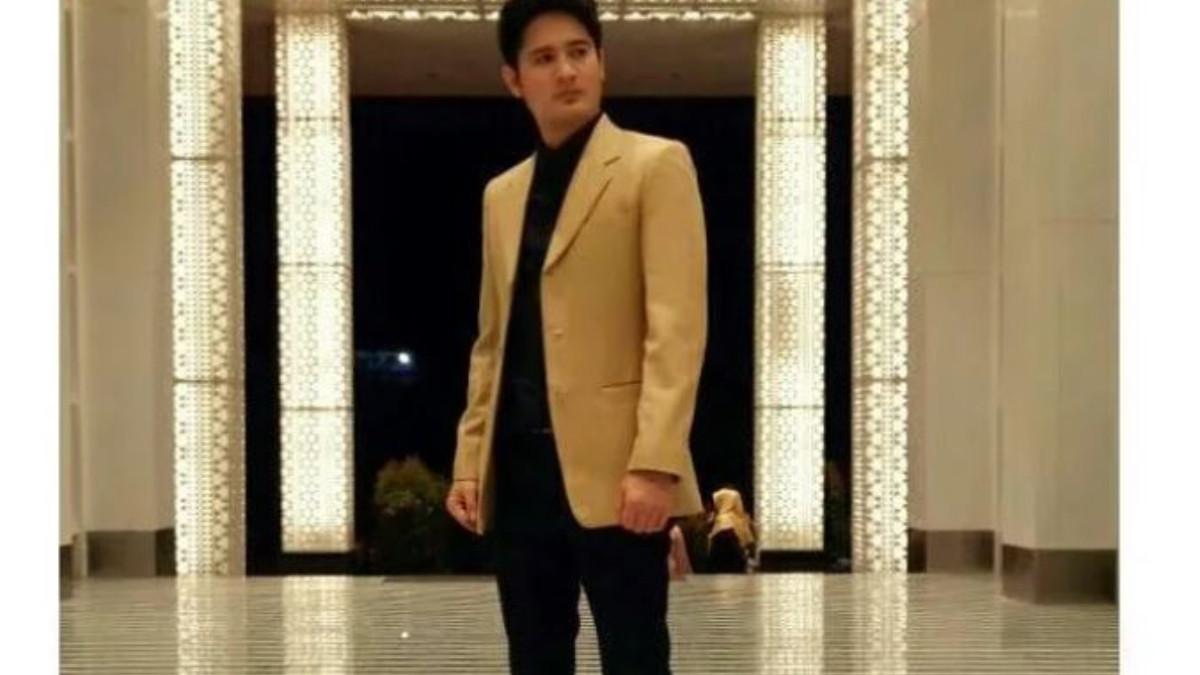 KABAR FERRY DI SINETRON LUV - Di luar dunia profesional, Reza juga menjalani kehidupan pribadi yang harmonis. 