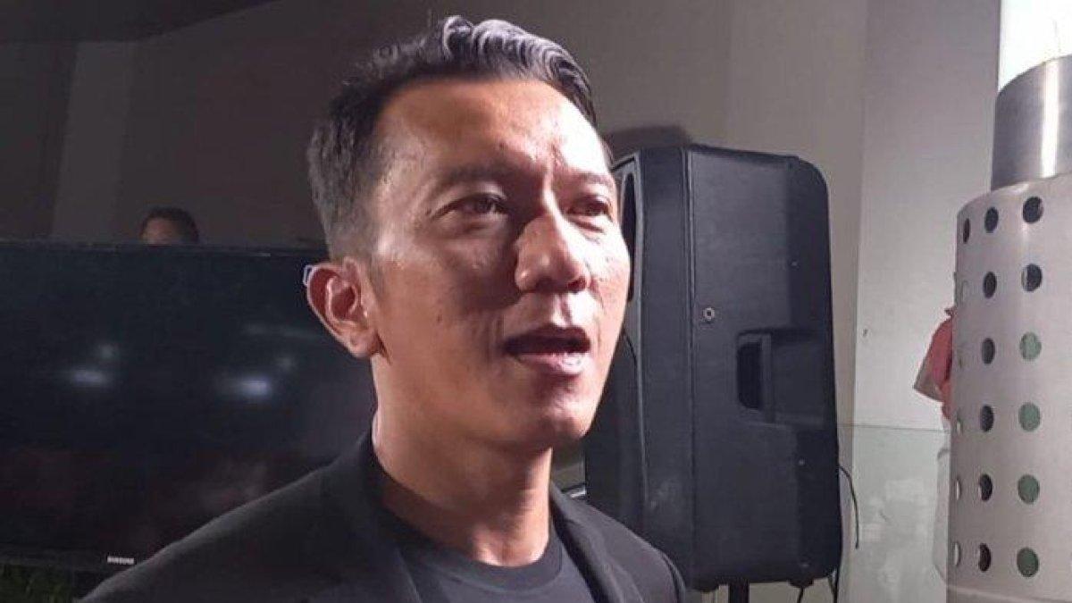Inilah profil dan akun medsos Teuku Rifnu tuai pujian karena perannya di film horor 'Di Ambang Kematian'
