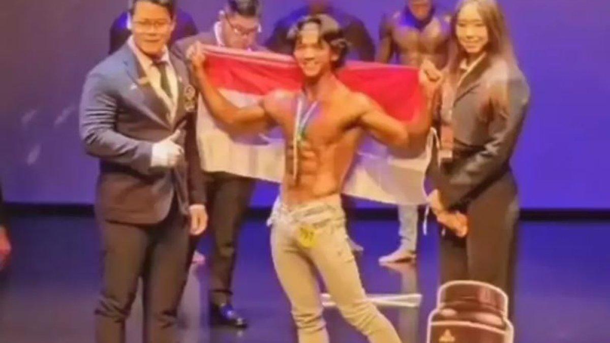 Rizki berkompetisi di FIF MEN SPORTS PHYSIQUE