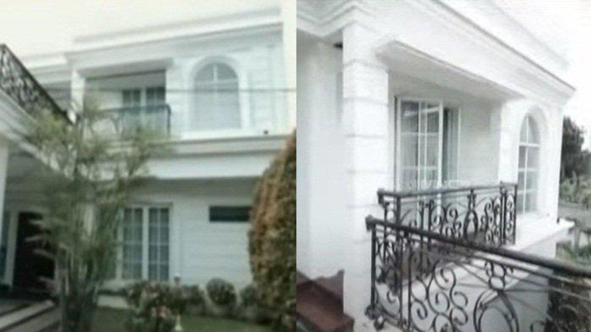 Rumah mewah komedian Bedu dijual Rp5,5 miliar.