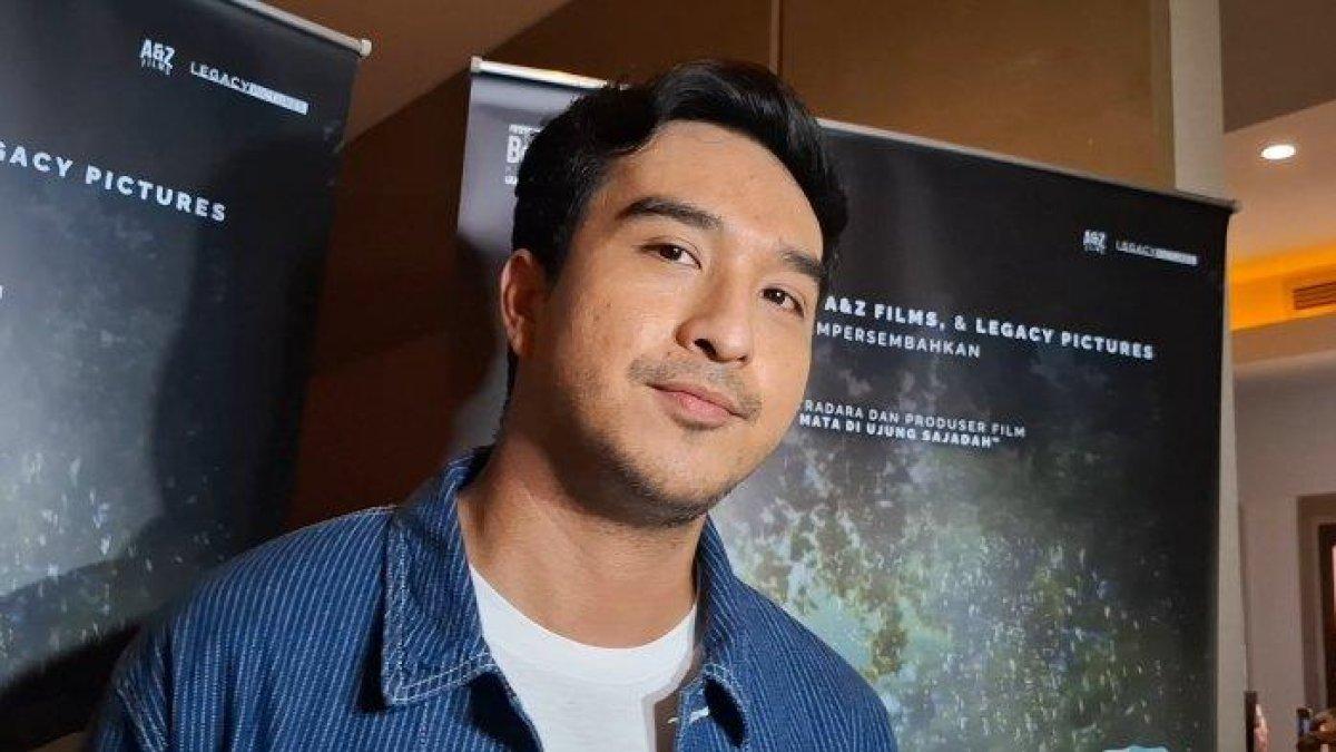 BANTAH ISTRI HAMIL - Ibrahim Risyad ditemui di kawasan Thamrin Jakarta Pusat, Jumat (31/1/2025). Ia mengatakan bahwa istrinya, Salshabilla Adriani belum hamil seperti yang dikatakan netizen