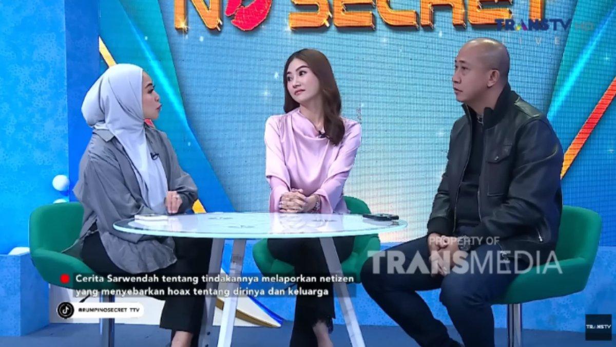 Sarwendah sering diundang ke acara televisi, podcast, hingga off air.