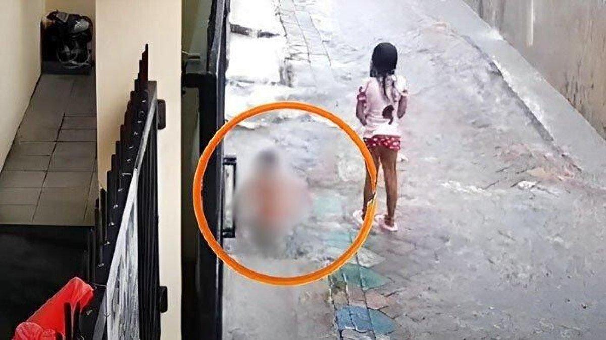 Sebuah video menayangkan detik-detik balita hanyut di selokan di Surabaya, Jawa Timur, beredar viral di media sosial.