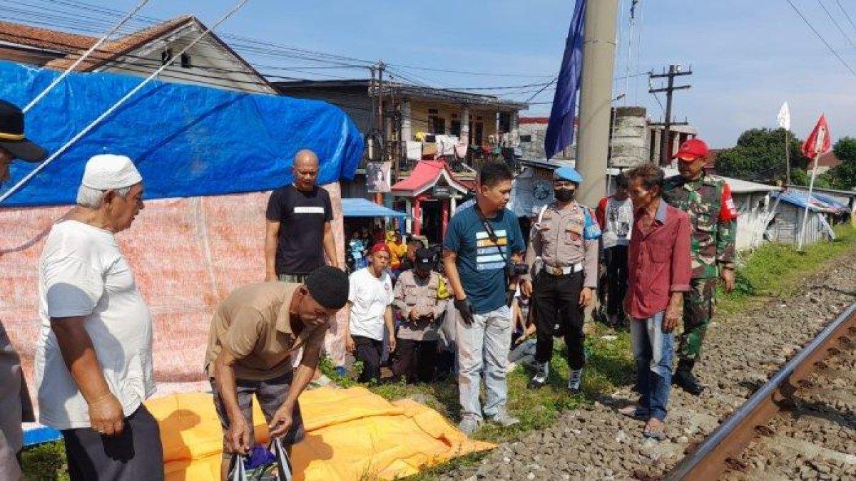 Security inisial FSL saat ditemukan tewas di Rel Kereta Api Kebon Pedes, Minggu (31/12/2023).