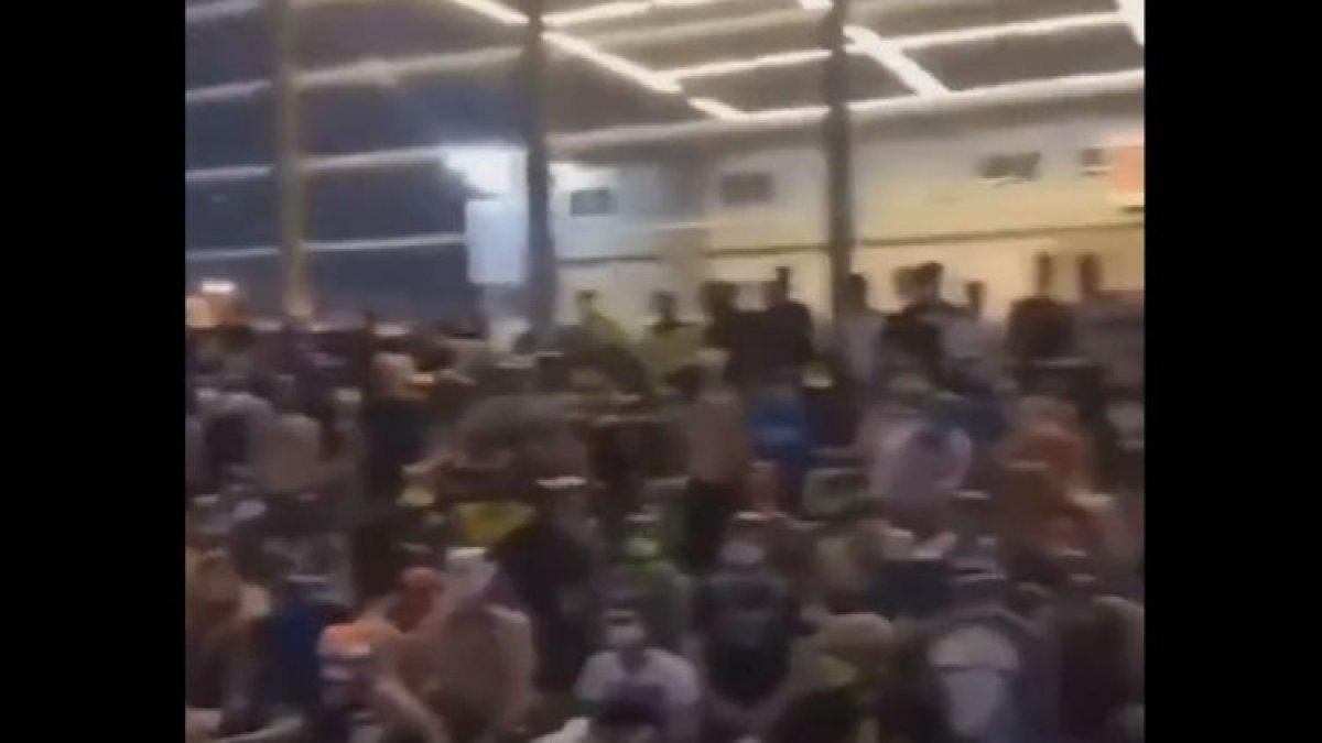Sejumlah orang mengaku sebagai anjing berkumpul di Jerman