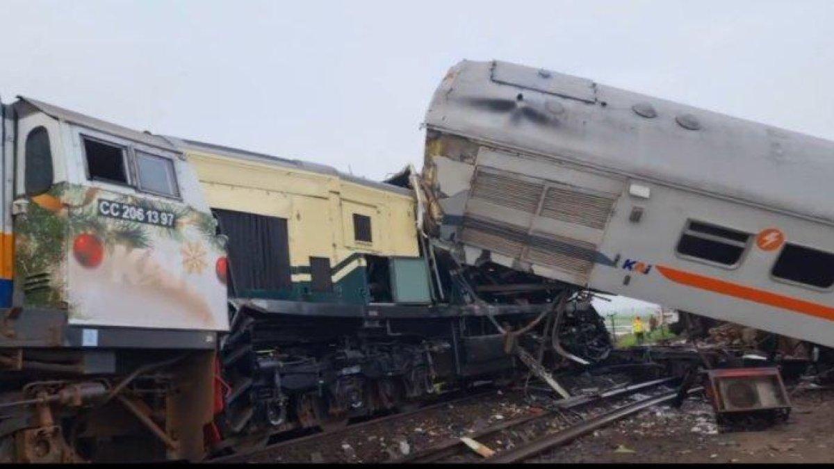 Seluruh penumpang KA Turangga yang mengalami kecelakaan di Babakan DKA Cicalengka, sekitar 400 meter dari Stasiun Cicalengka, Kabupaten Bandung, Jawa Barat, Jumat (5/1/2024) pagi dilaporkan selamat.