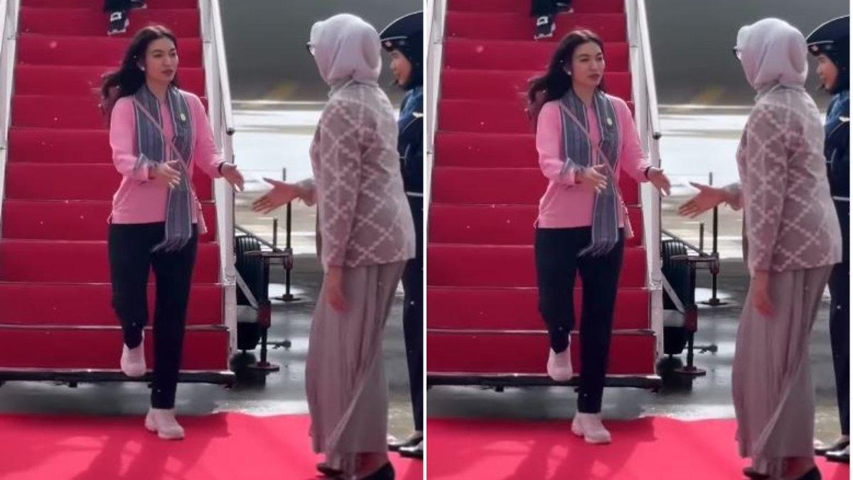 PENAMPILAN SELVI ANANDA DI LOMBOK - Selvi Ananda membawa tas kecil berwarna pink muda yang senada dengan blusnya. 