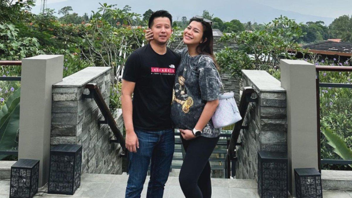 Setahun nikah, Dita Farkhana dan Rino Yosiaki dikaruniai anak pertama