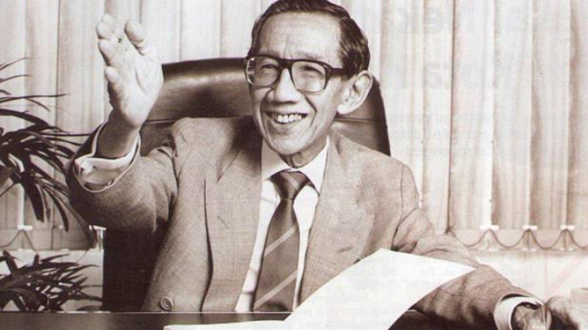 Soemitro Djojohadikoesoemo. ekonom paling berpengaruh dalam sejarah Indonesia.