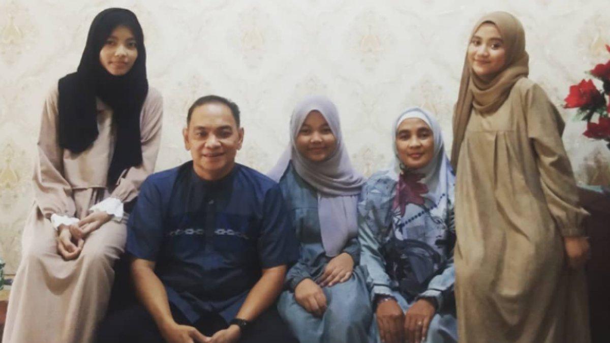 Sopyan Dado meninggalkan seorang istri dan 3 anak perempuan