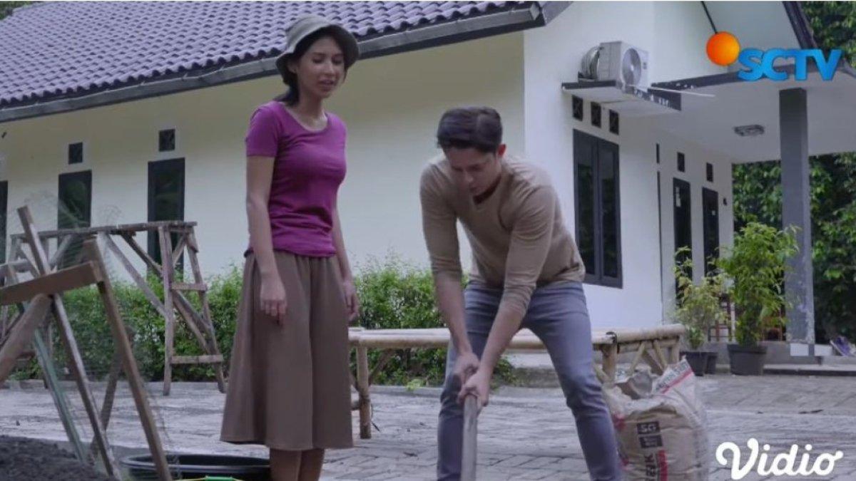 Soraya Rasyid yang memerankan