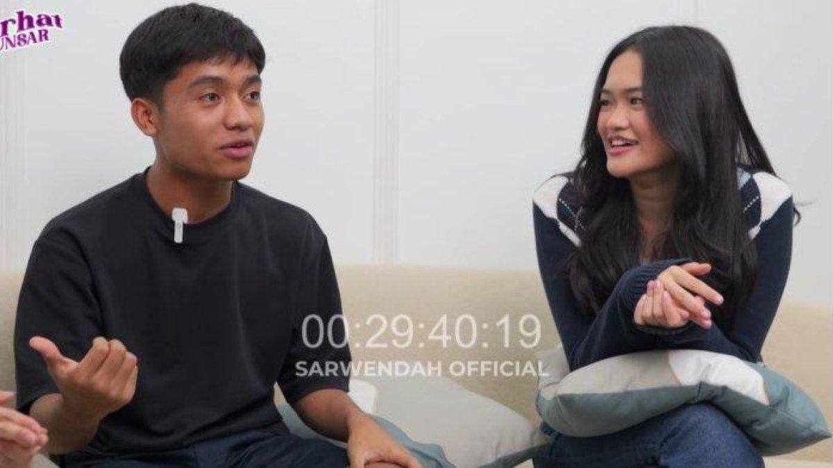 KEKASIH BETRAND PETO - Sosok Aqila Zafira si Pacar Baru Betrand Peto. Betrand Peto minta pacarnya adaptasi mengingat dirinya adalah seorang publik figur.