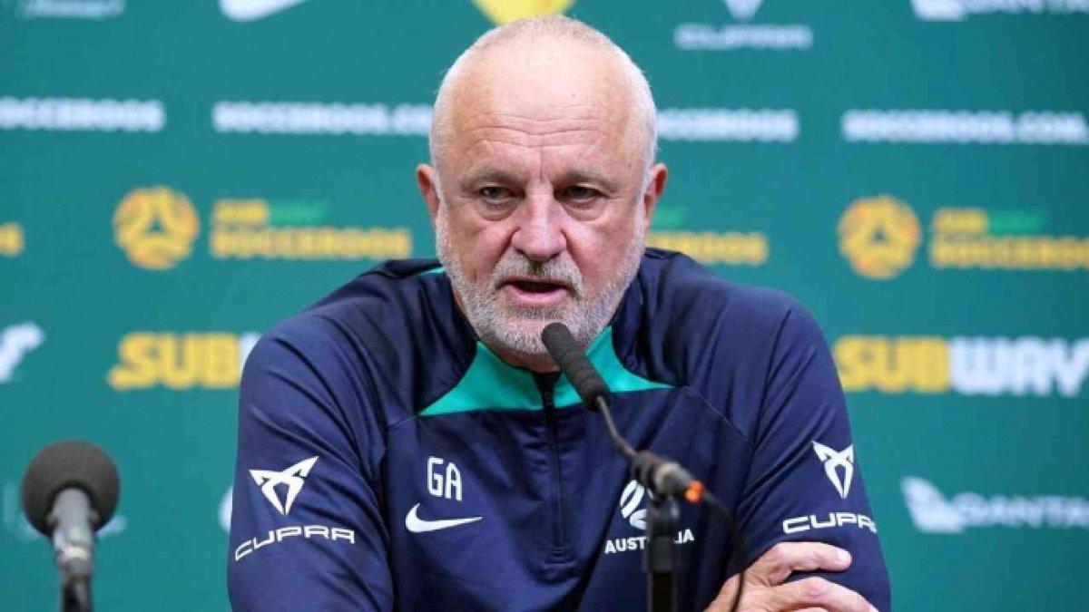 Sosok Graham Arnold, pelatih asal Australia.