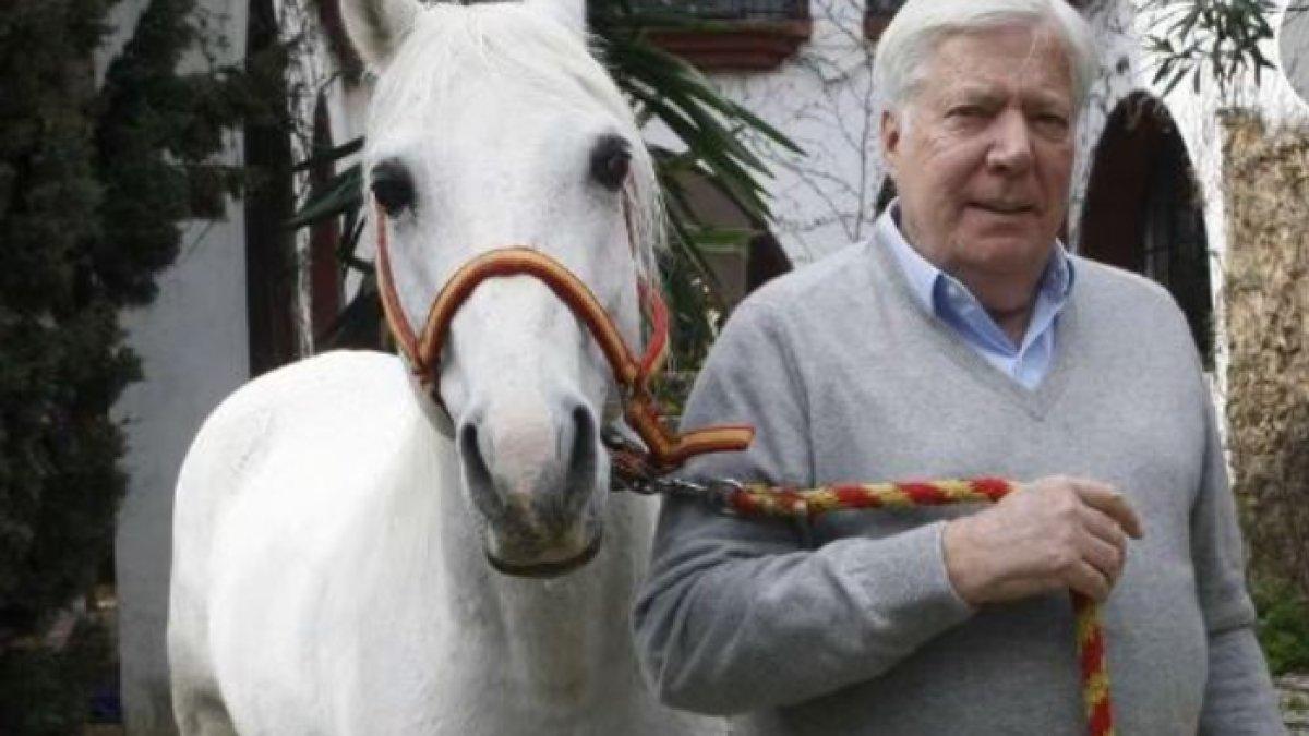 Sosok Nicolas Puech cucu pendiri brand Hermès.