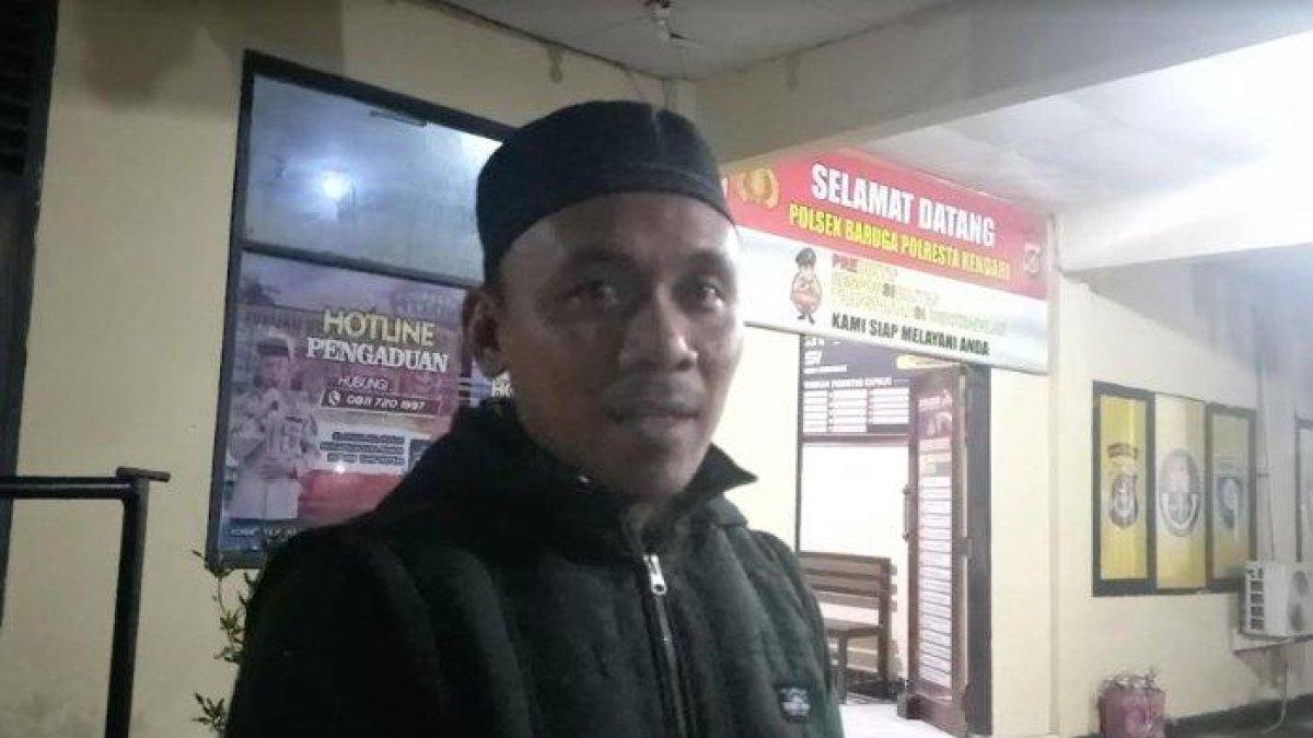 Sosok imam masjid lari tangkap pencuri saat pimpin salat jumat