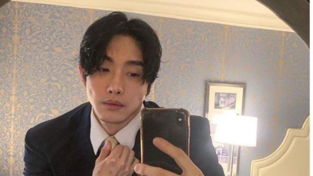 Sosok pilot ganteng viral di media sosial