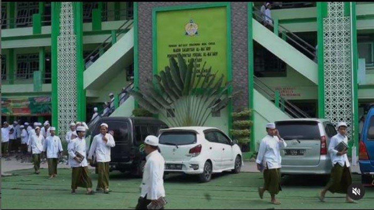 Suasana Ponpes Syaikhona Kholil Bangkalan Jatim