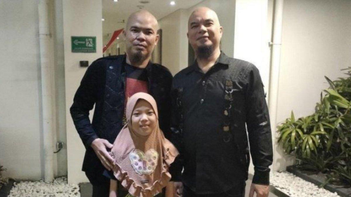 Suky Dani memiliki wajah yang mirip Ahmad Dhani