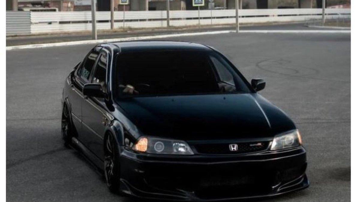 SULE JUAL MOBIIL MEWAH - Sule juga menjual Honda Civic Turbo yang terjual dengan harga Rp 500 juta.