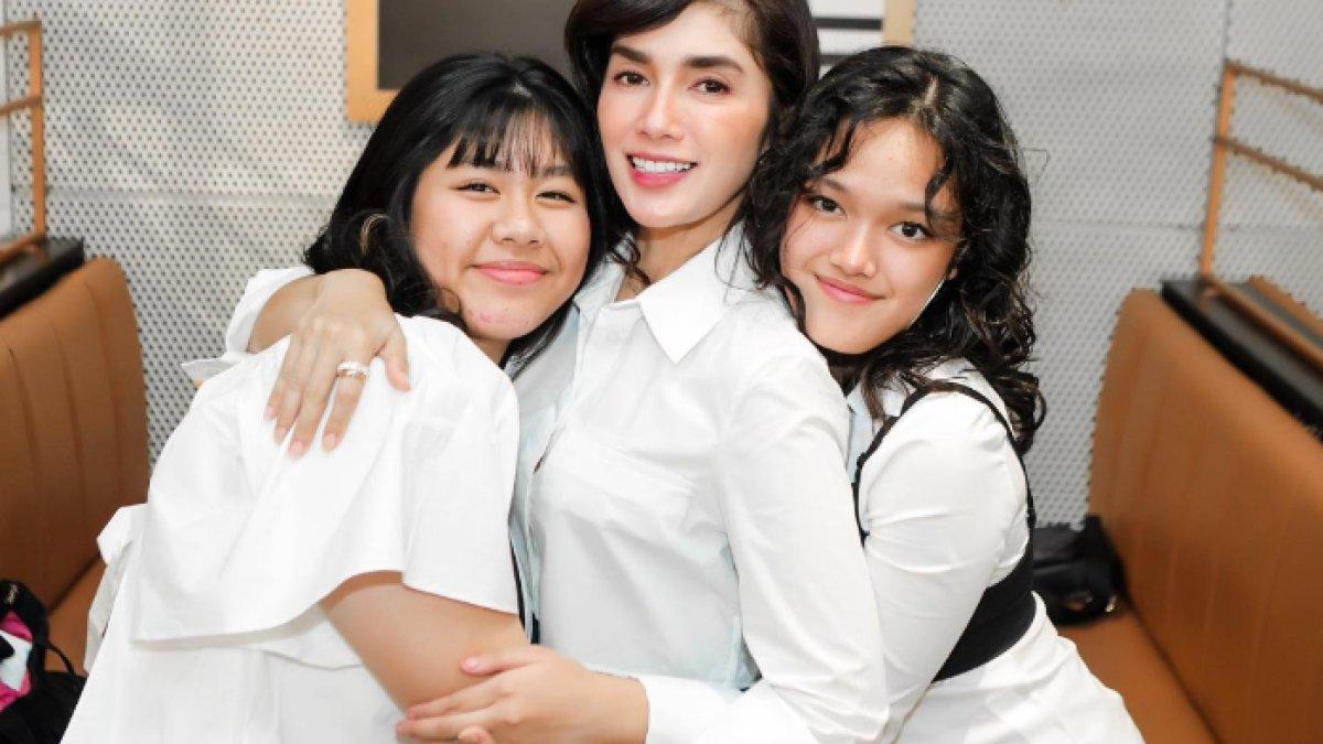 Syafa dan Amel mulai tumbuh dewasa