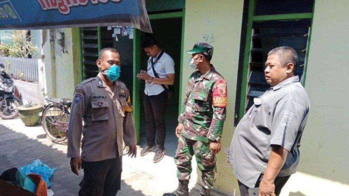 TKP rumah seorang ibu dan anaknya meninggal dunia bersama di Kelurahan Singonegaran, Kecamatan Pesantren, Kota Kediri, Jawa, Timur