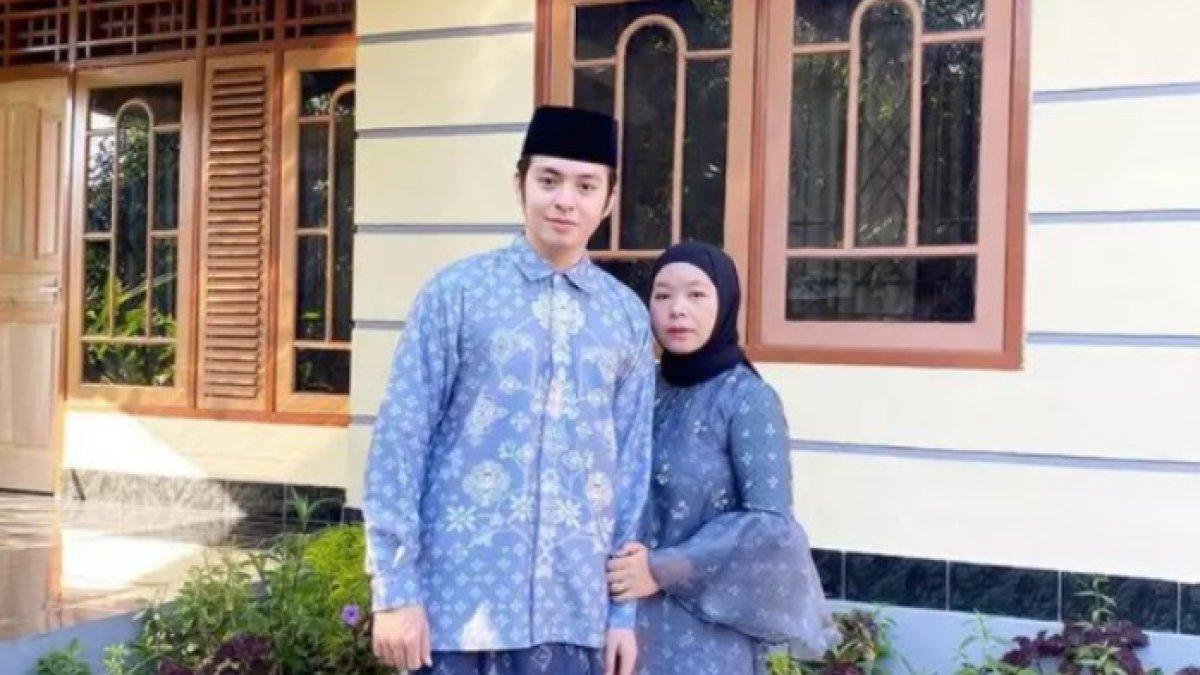 RUMAH ANGGA DI LOMBOK - Tampak rumah Angga Yunanda di Lombok berdesain sederhana.