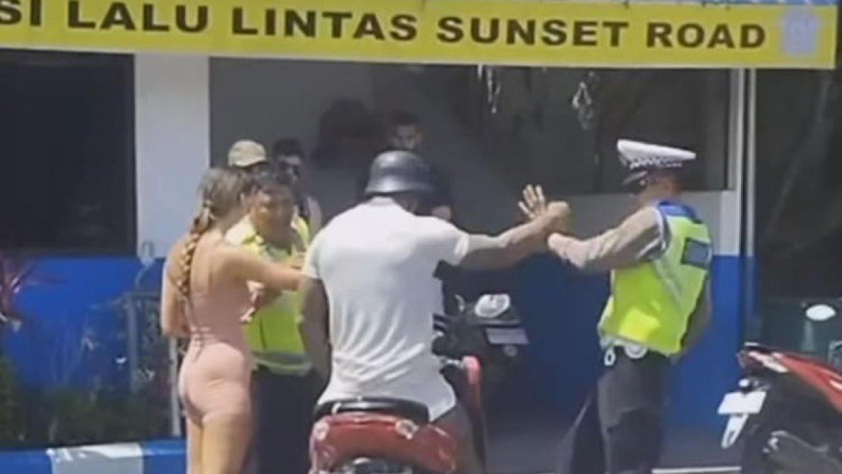 Tangkapan layar video viral WNA