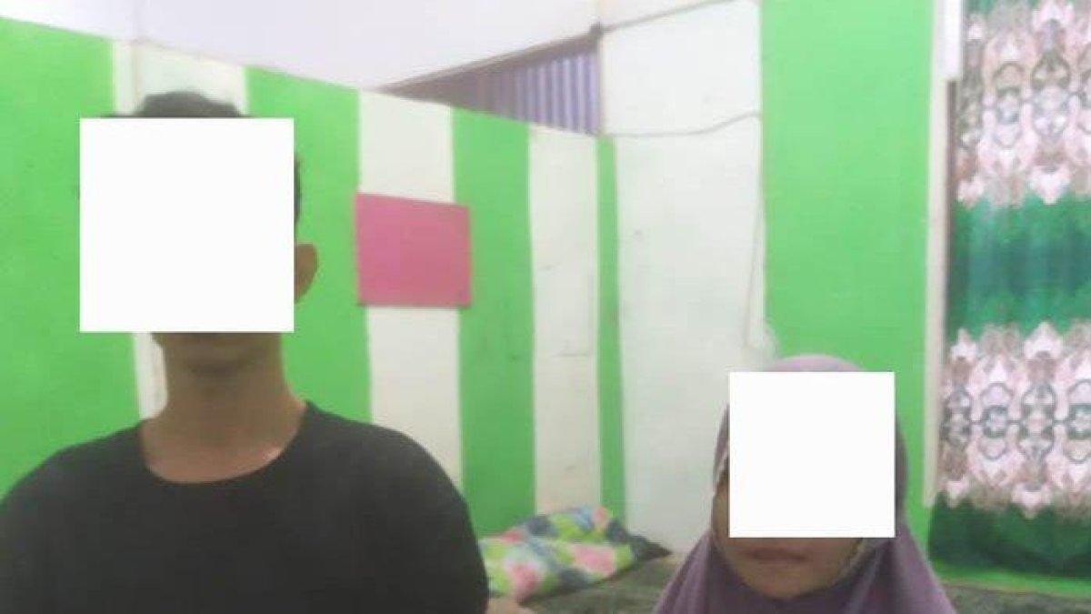 Terduga RJ dan MM saat diamankan di Kantor Satpol PP dan WH Langsa.