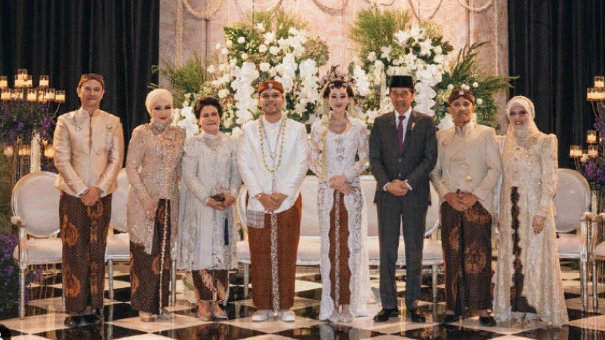 Thariq Halilintar dan Aaliyah Massaid foto bersama Presiden Joko Widodo atau Jokowi.