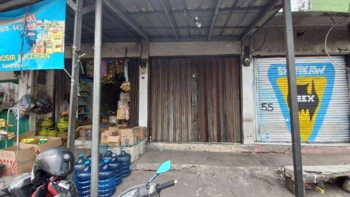 Toko kosmetik di Jalan Sandratek, RT 02 RW 06, Kelurahan Rempoa, Kecamatan Ciputat Timur, Kota Tangerang Selatan. Lokasi itu merupakan tempat penculikan Imam Masykur (25), warga Aceh yang diculik sebelum dianiaya hingga tewas oleh oknum Pasukan Pengamanan Presiden (Paspampres), Praka RM.
