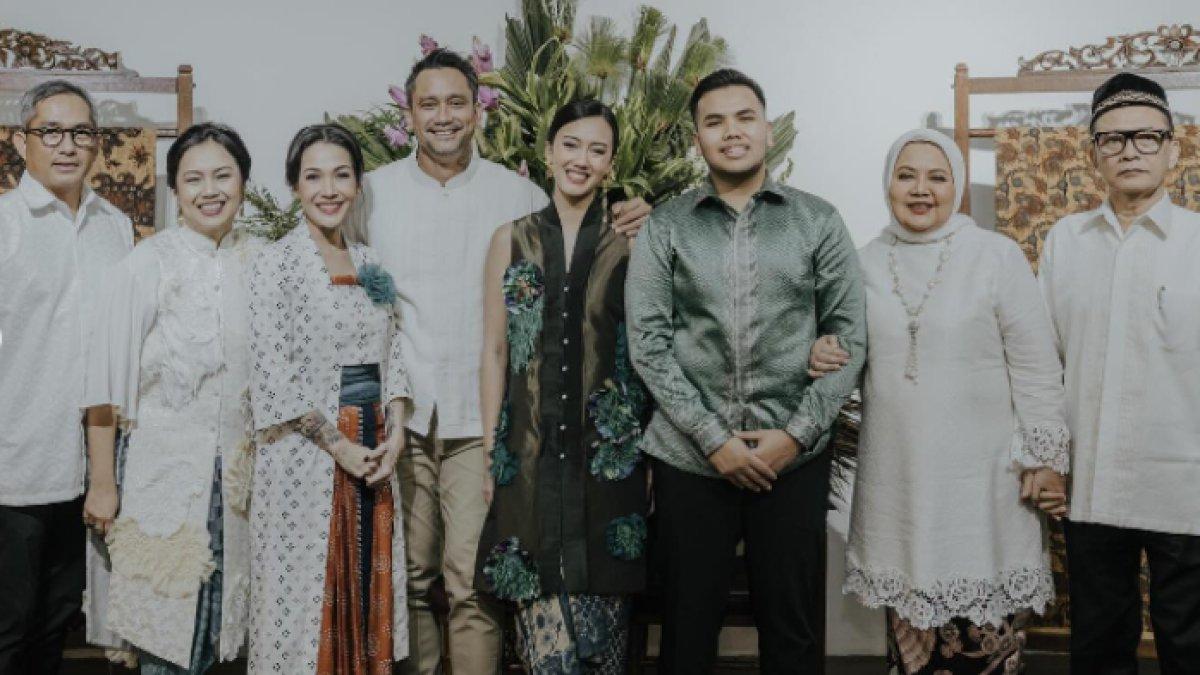 Tora Sudiro pasrahkan persiapan pernikahan Nabila kepada Mieke Amalia dan Anggraini Kadiman