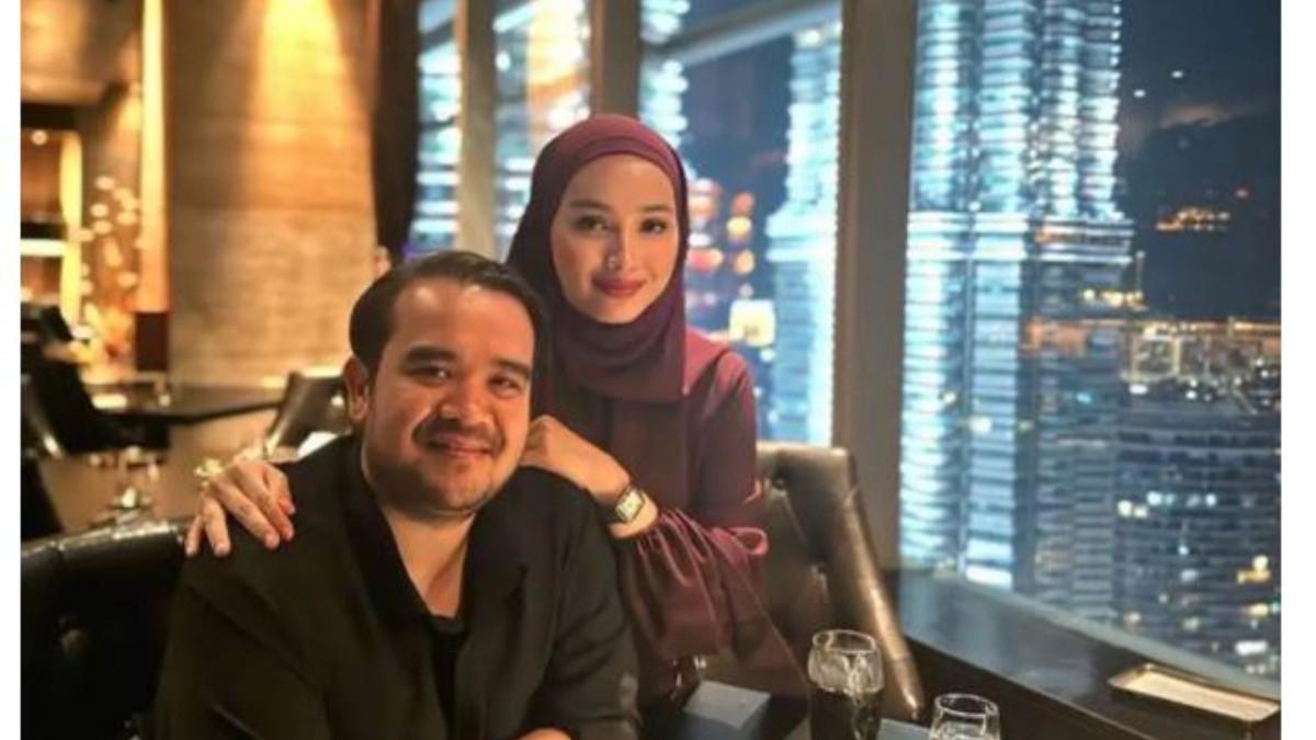 ARTIS PUNYA PROFESI DI LUAR NEGERI - Tya Arifin merintis usaha jamu bernama Mutyara, produk kesehatan yang tak hanya menjual manfaat tapi juga memperkenalkan budaya Indonesia ke mancanegara.