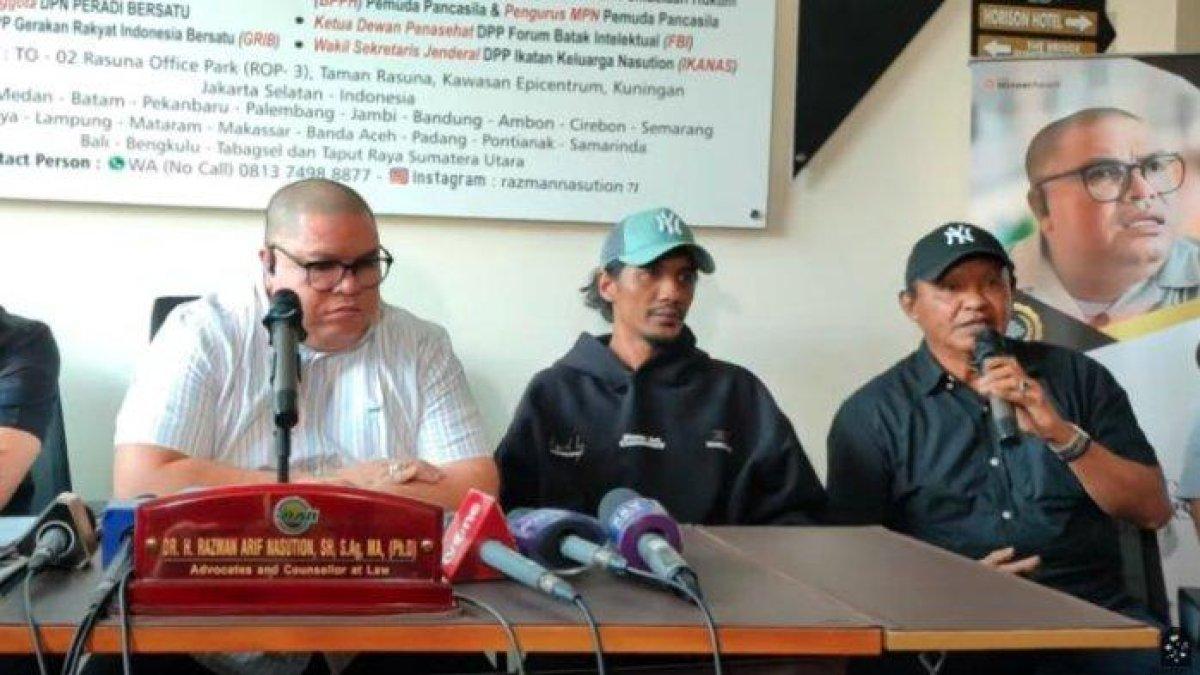 Umar Badjideh, ayah Vadel Badjideh menilai sang putra beri dampak positif untuk anak Nikita Mirzani, Laura Meizani alias Lolly