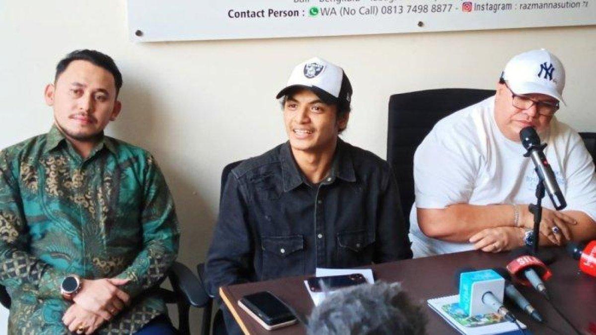 Vadel tidak pernah menyuruh Lolly melakukan aborsi.
