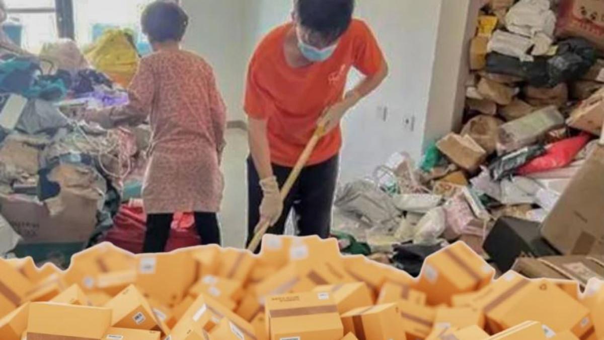 Viral aksi seorang nenek di China hobi belanja online sampai habis uang Rp 4,5 miliar.