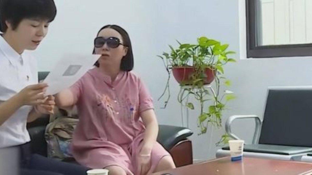 Vuong Sui dan Lam Con duduk bersama