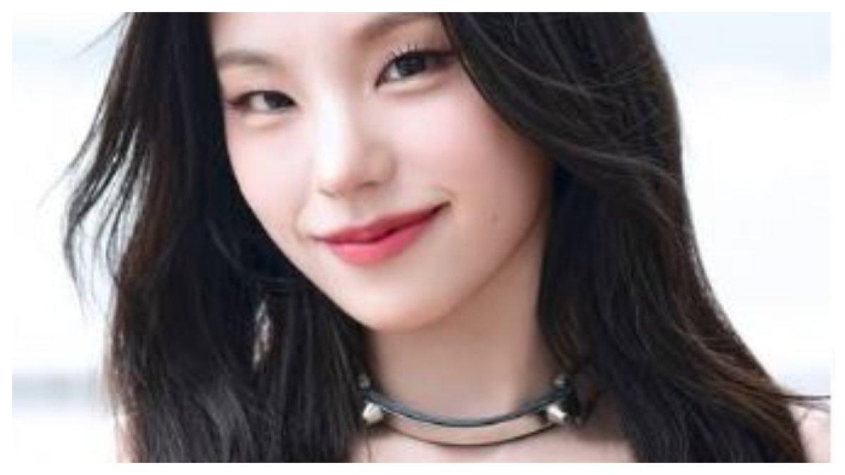 YEJI ITZY TAMPIL BERBEDA DENGAN PESONA BARU - 