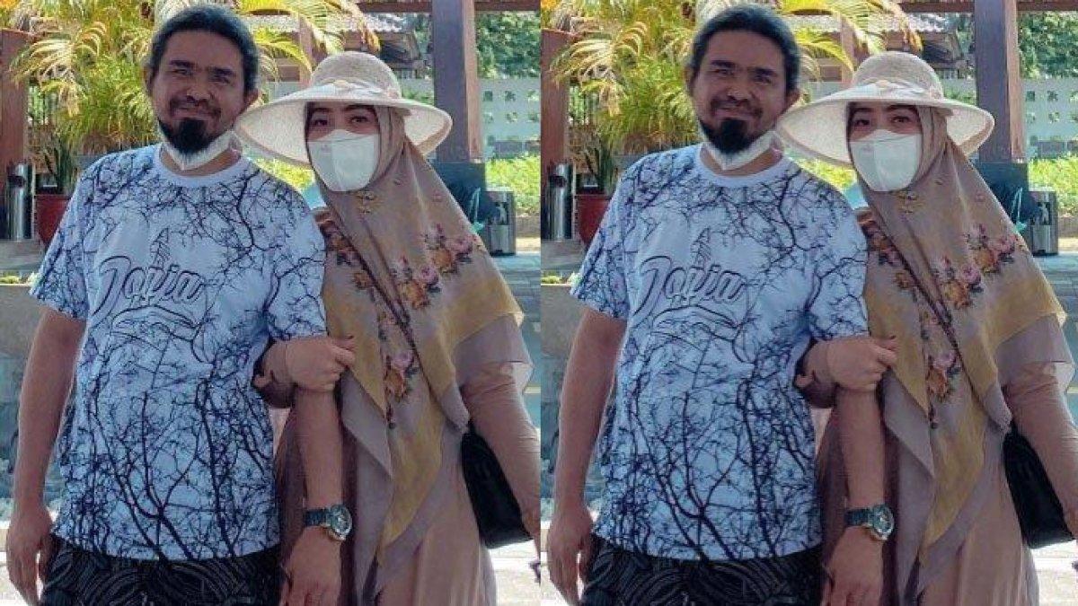 Yuni merupakan jebolan ajang pencarian bakat Liga Dangdut Indonesia (LIDA) 2018.