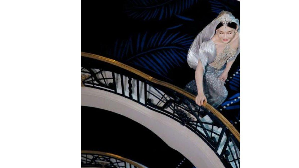 SOSOK ZHAO YINGZI DIUSIR - Zhao Yingzi merupakan artis yang cukup terkenal di industri hiburan Tiongkok.