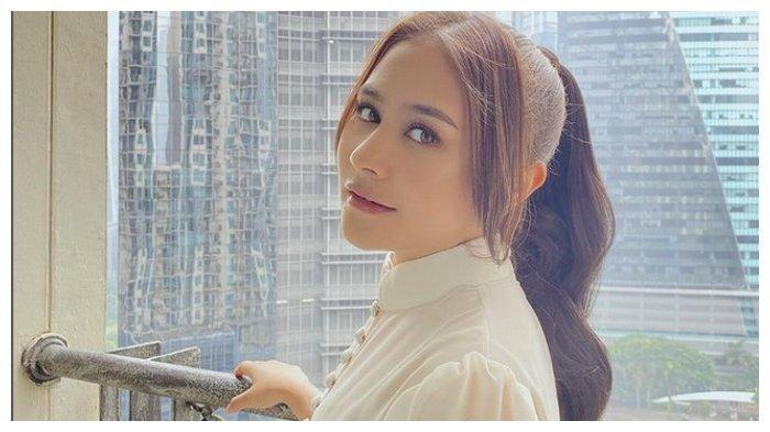 Aktris Prilly Mahatei Latuconsina berharap kelak bisa pergi haji