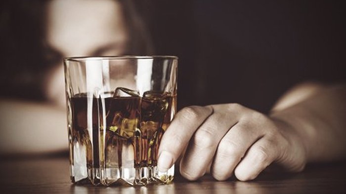 Minum alkohol dapat memengaruhi kemampuan kamu untuk beristirahat dan memulihkan diri.
