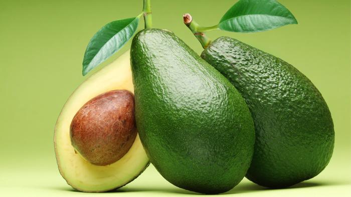 mengonsumsi alpukat dapat memberikan rasa kenyang lebih lama.