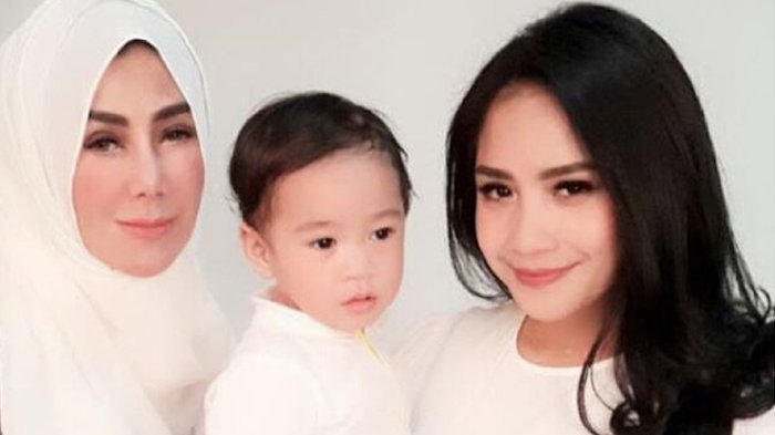 Inilah 6 Koleksi Handbag Mama Raffi Ahmad yang Terbilang Mahal, Nggak ...
