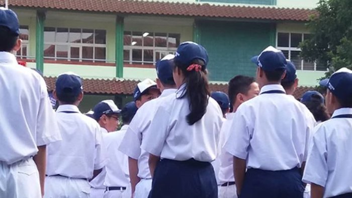 Siswa SMP tega bacok gurunya gegara ditegur tak pakai sepatu